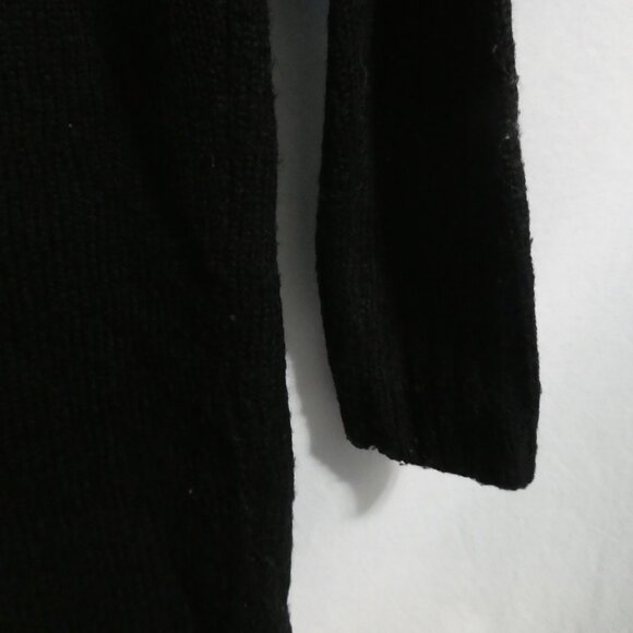 DREAMERS | s-m small to medium | Black Long Sleeve V-Neck Sweater Dress - Picture 15 of 16